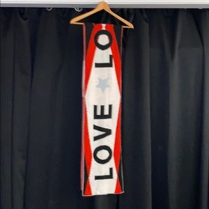 Express LOVE scarf